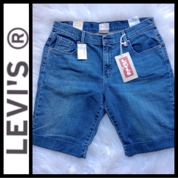 NWT LEVI’S 515 Bermuda Shorts - Picture 2 of 5